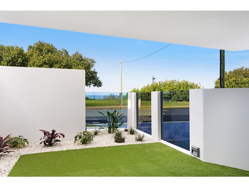 1/131 Flinders Parade, Scarborough QLD 4020