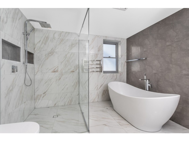 1/131 Flinders Parade, Scarborough QLD 4020