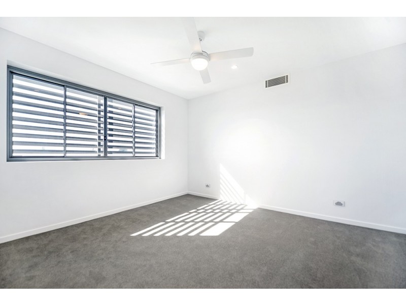 1/131 Flinders Parade, Scarborough QLD 4020