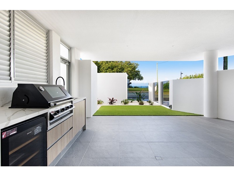 1/131 Flinders Parade, Scarborough QLD 4020