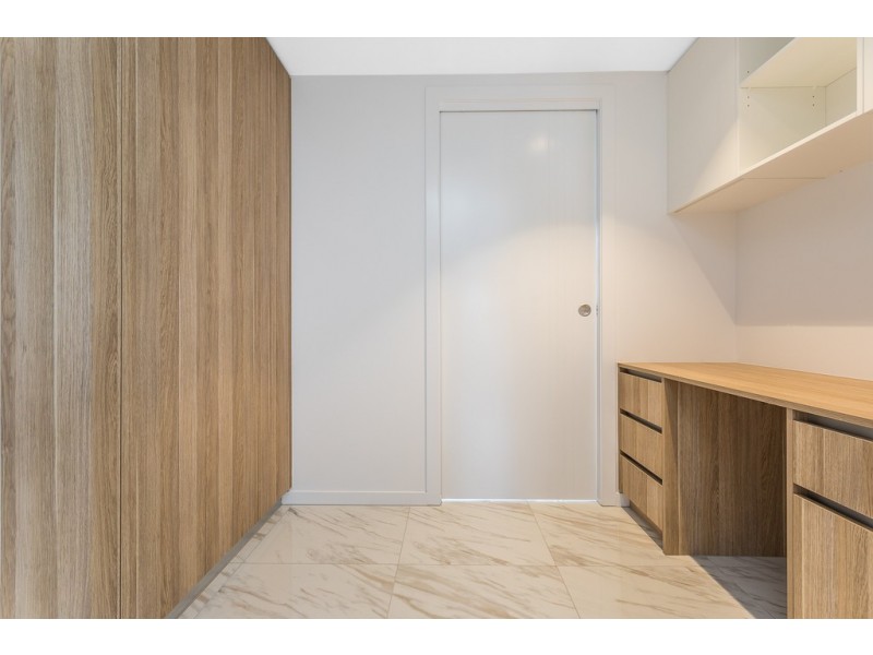 Penthouse 131 Flinders Parade, Scarborough QLD 4020