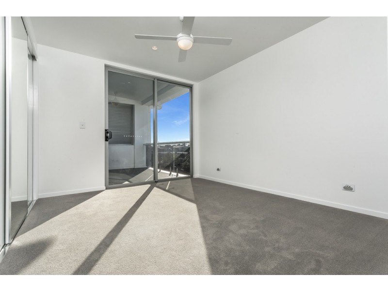 Penthouse 131 Flinders Parade, Scarborough QLD 4020