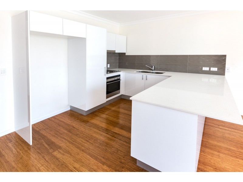 9/133 Prince Edward Pde, Scarborough QLD 4020