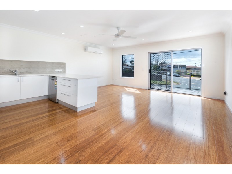 9/133 Prince Edward Pde, Scarborough QLD 4020