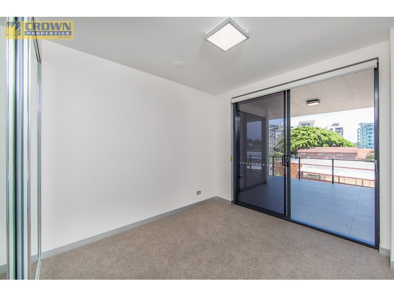 11/103 Sutton St, Redcliffe QLD 4020