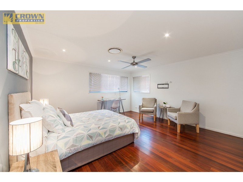 16 Mariner Court, Newport QLD 4020