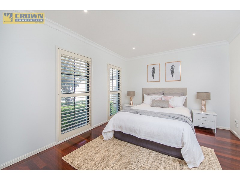 16 Mariner Court, Newport QLD 4020