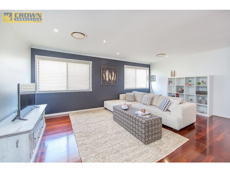 16 Mariner Court, Newport QLD 4020