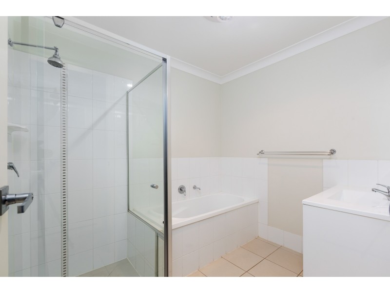 1/5 Hellcat Court, Bray Park QLD 4500
