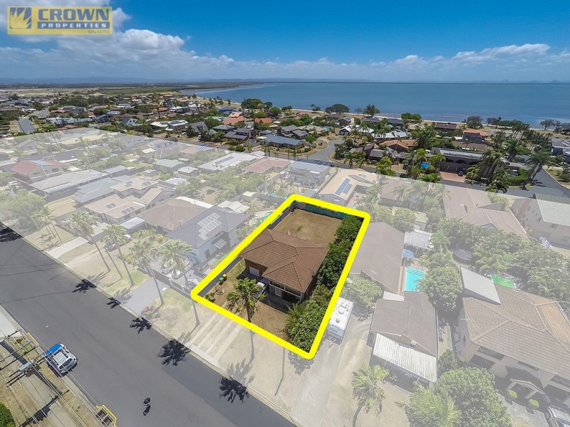 17 Oyster Point Esplanade, Newport QLD 4020