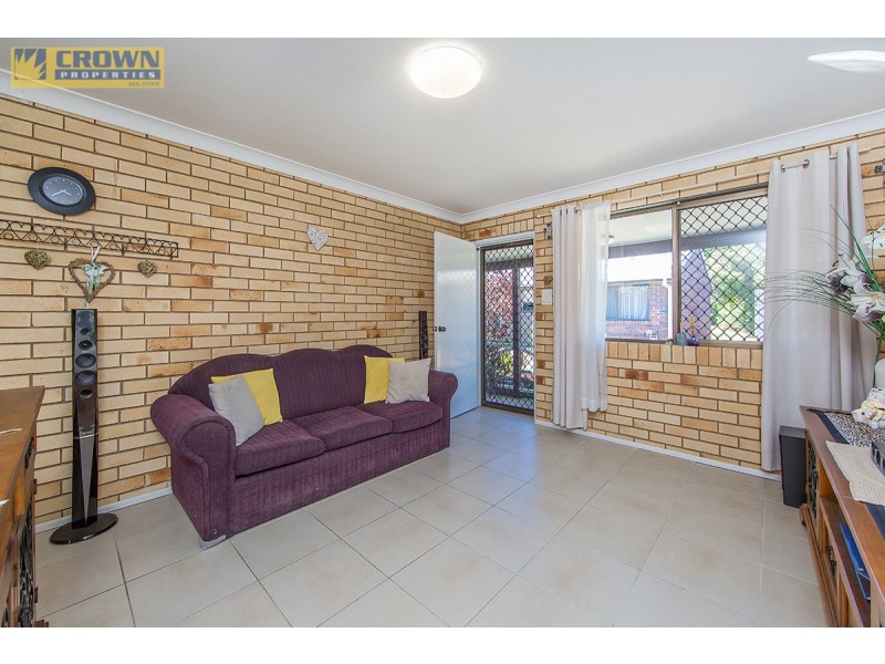 4/124 Oxley Ave, Woody Point QLD 4019
