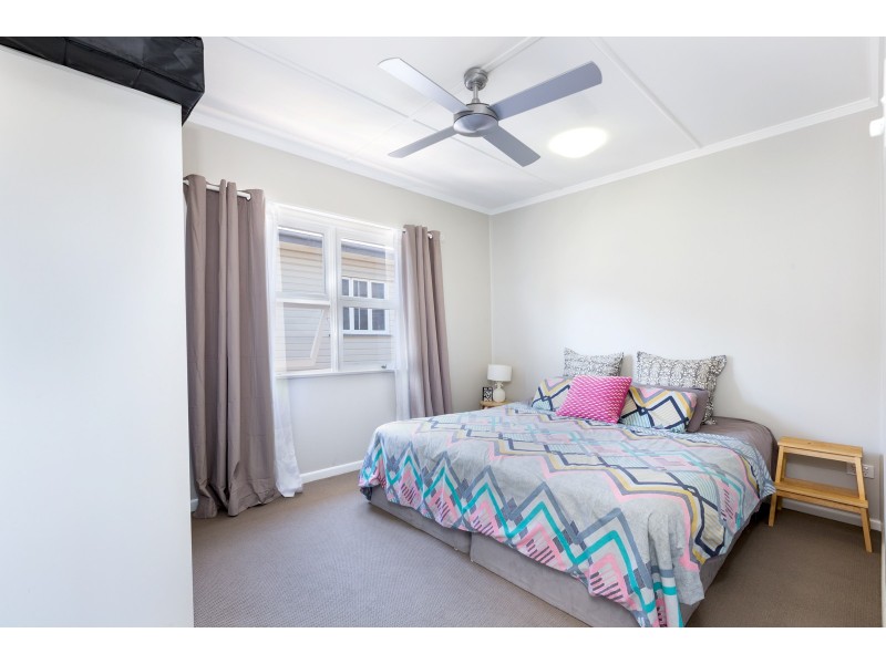 33 Turner Street, Scarborough QLD 4020