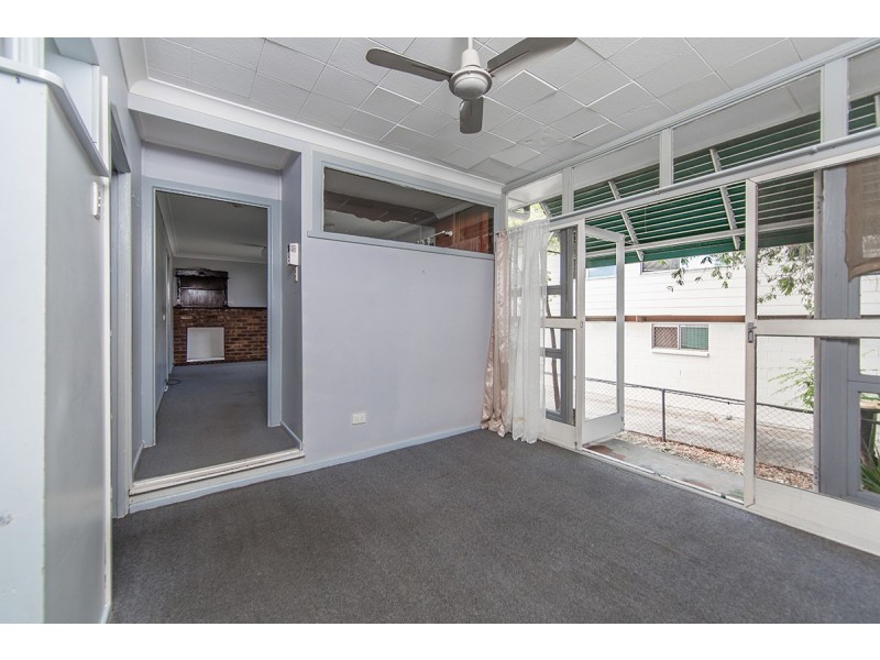35 Essey Street, Clontarf QLD 4019
