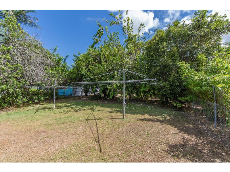 35 Essey Street, Clontarf QLD 4019