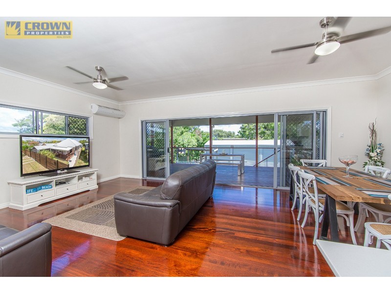 155 Scarborough Road, Redcliffe QLD 4020