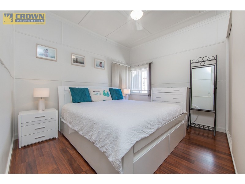 155 Scarborough Road, Redcliffe QLD 4020