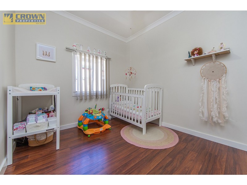 155 Scarborough Road, Redcliffe QLD 4020
