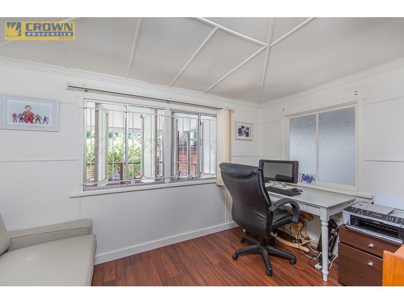 155 Scarborough Road, Redcliffe QLD 4020