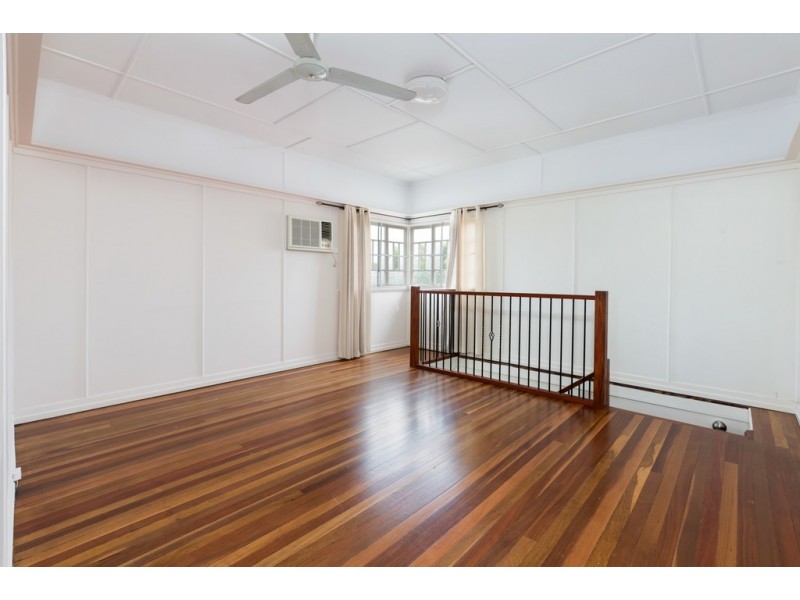 24 Barron Road, Margate QLD 4019