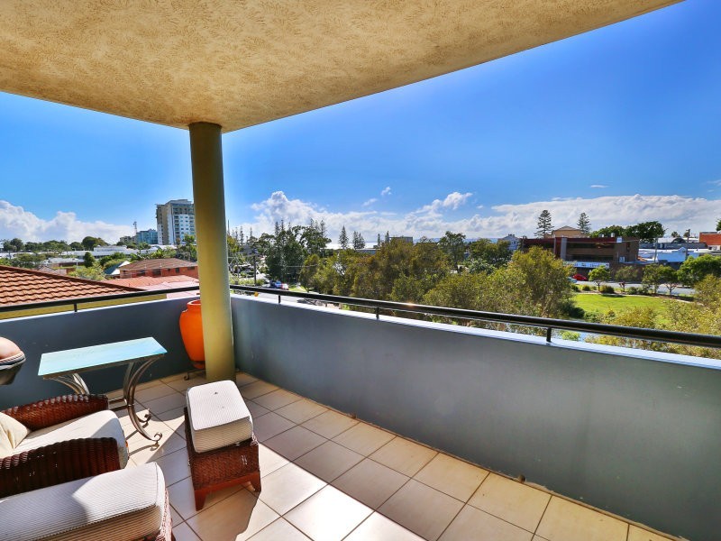 6/33 Humpybong Esplanade, Redcliffe QLD 4020