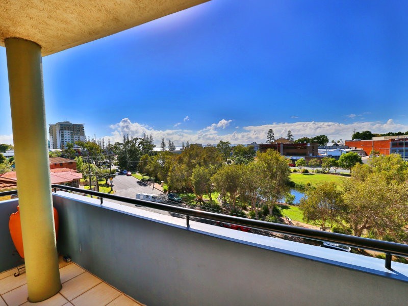 6/33 Humpybong Esplanade, Redcliffe QLD 4020