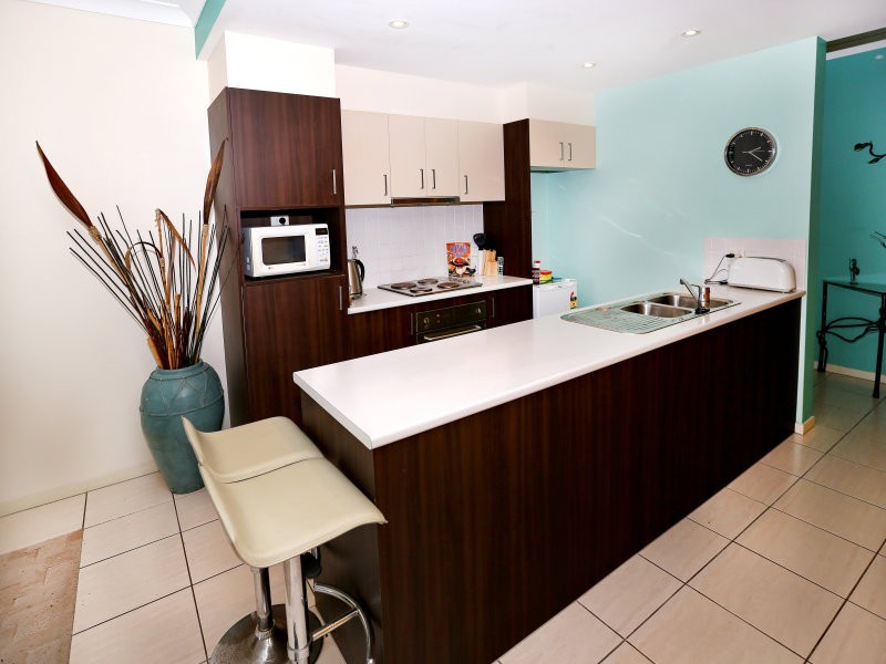 6/33 Humpybong Esplanade, Redcliffe QLD 4020
