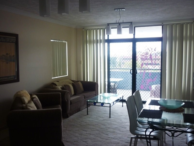 6/33 Humpybong Esplanade, Redcliffe QLD 4020