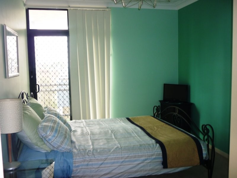 6/33 Humpybong Esplanade, Redcliffe QLD 4020