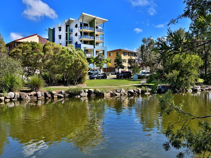 6/33 Humpybong Esplanade, Redcliffe QLD 4020