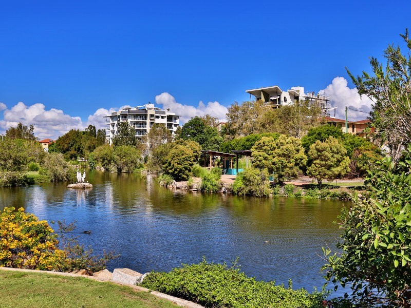 6/33 Humpybong Esplanade, Redcliffe QLD 4020