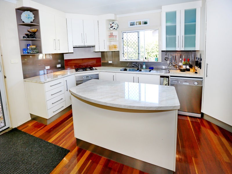 53 Robertson Avenue, Margate QLD 4019