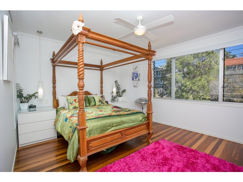 6 Sampson Street, Margate QLD 4019