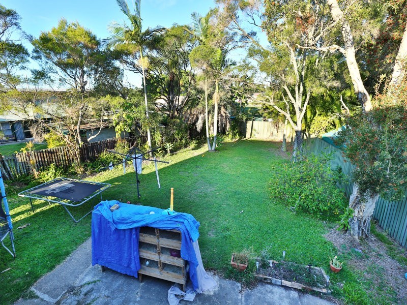 41 Redbank Road, Redcliffe QLD 4020