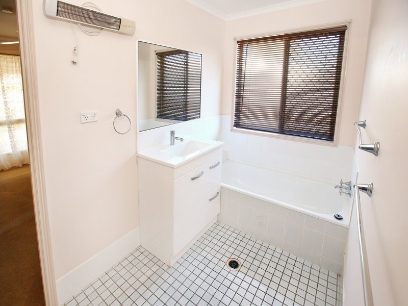 11 Halyard Street, Deception Bay QLD 4508