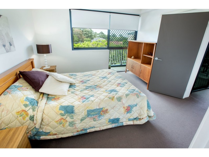 205/25 Dix Street, Redcliffe QLD 4020