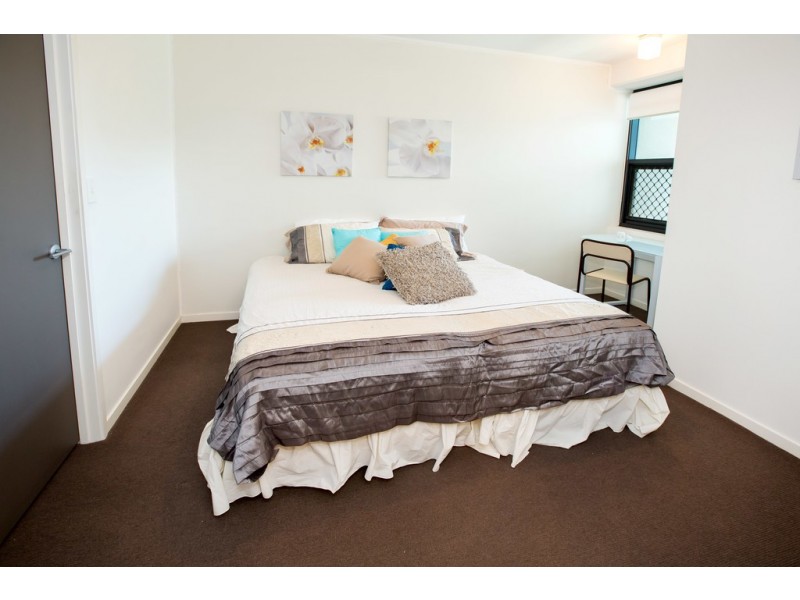 205/25 Dix Street, Redcliffe QLD 4020