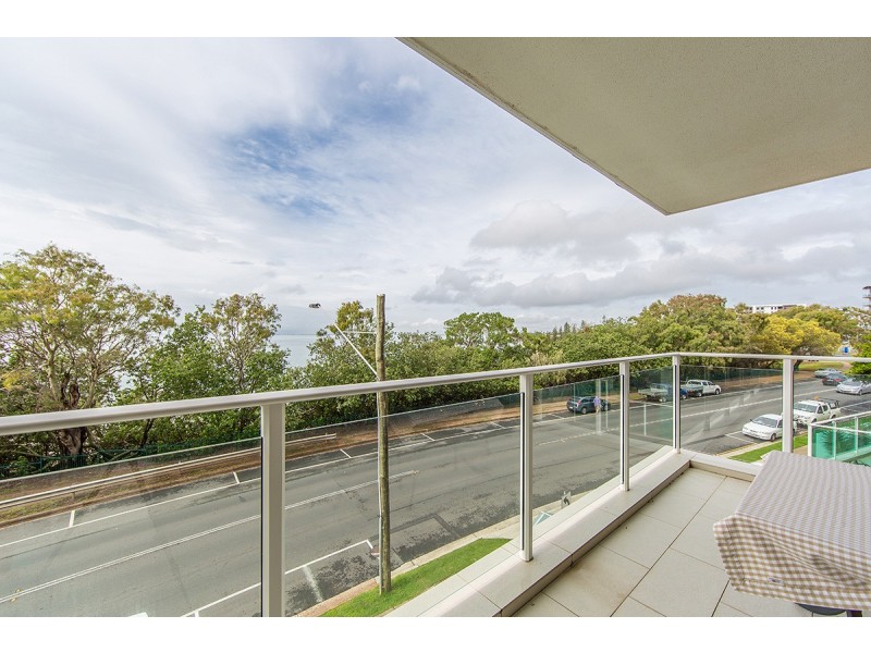 202/87 Marine Parade, Redcliffe QLD 4020