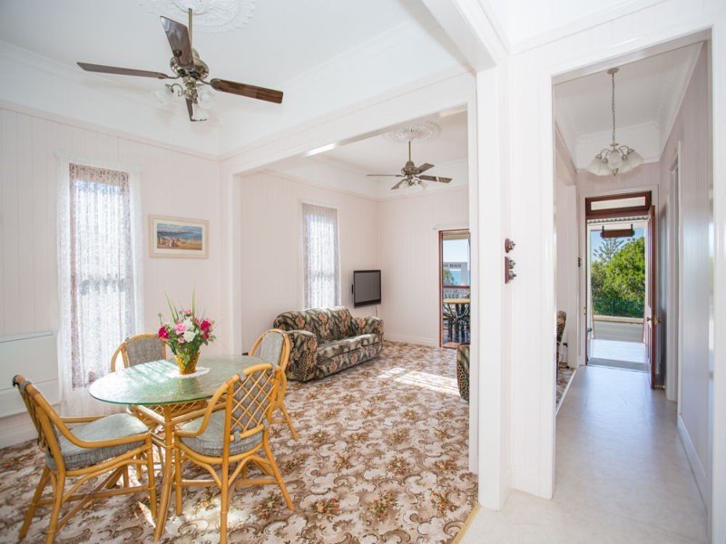 57 Marine Parade, Redcliffe QLD 4020