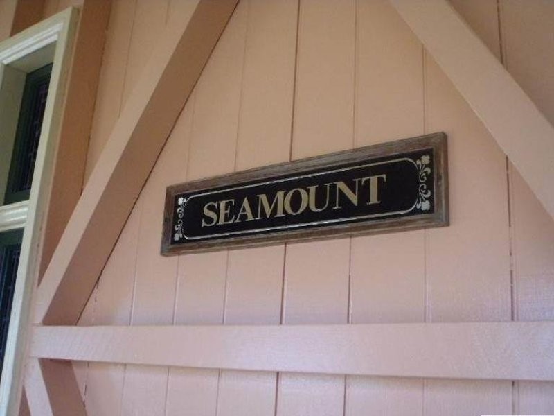 86 Allpass Parade, Shorncliffe QLD 4017