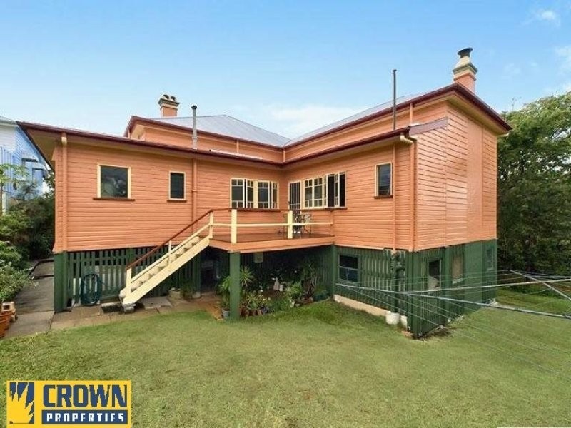 86 Allpass Parade, Shorncliffe QLD 4017