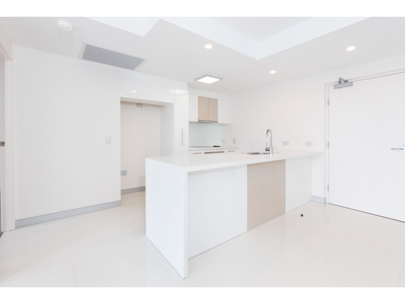 2/103 Sutton Street, Redcliffe QLD 4020