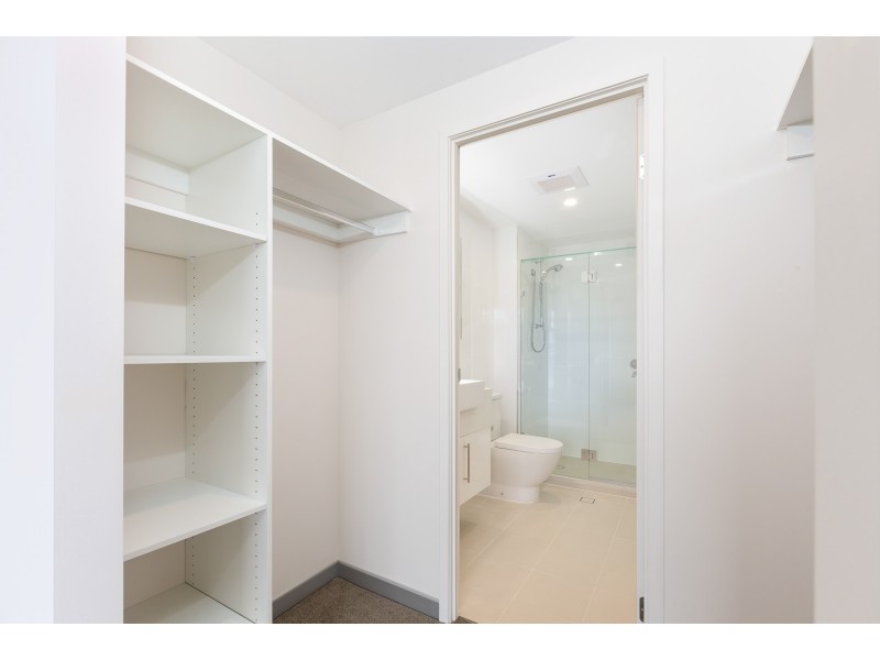 2/103 Sutton Street, Redcliffe QLD 4020