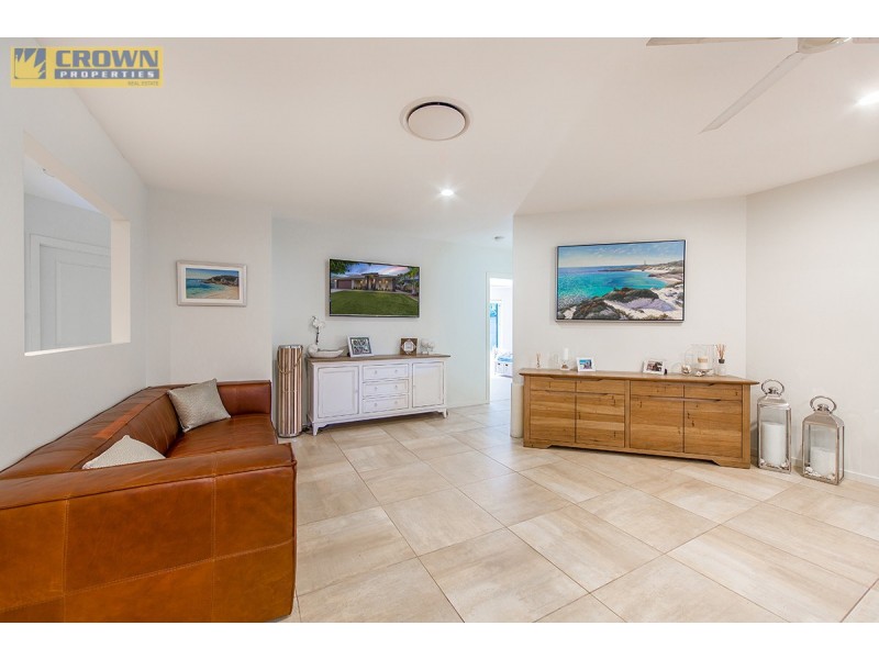 15 Skandia Court, Newport QLD 4020