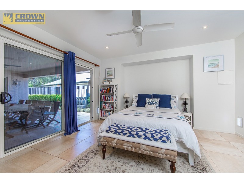 15 Skandia Court, Newport QLD 4020