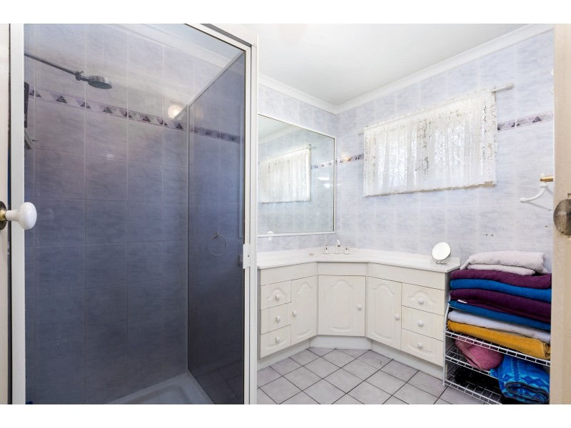 13 Longland Street, Redcliffe QLD 4020