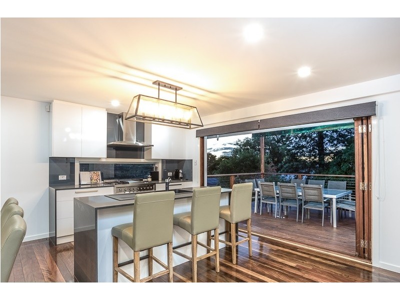 55 Scarborough Road, Redcliffe QLD 4020