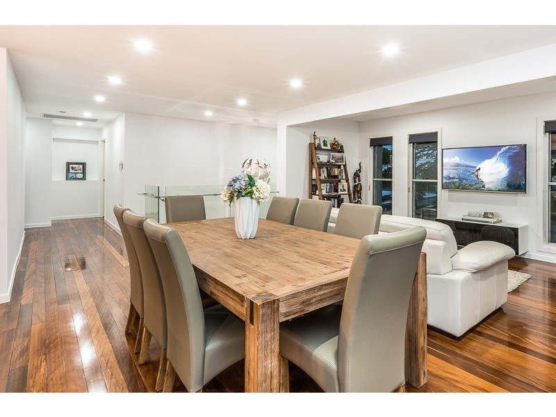 55 Scarborough Road, Redcliffe QLD 4020
