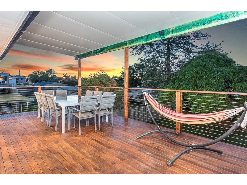 55 Scarborough Road, Redcliffe QLD 4020