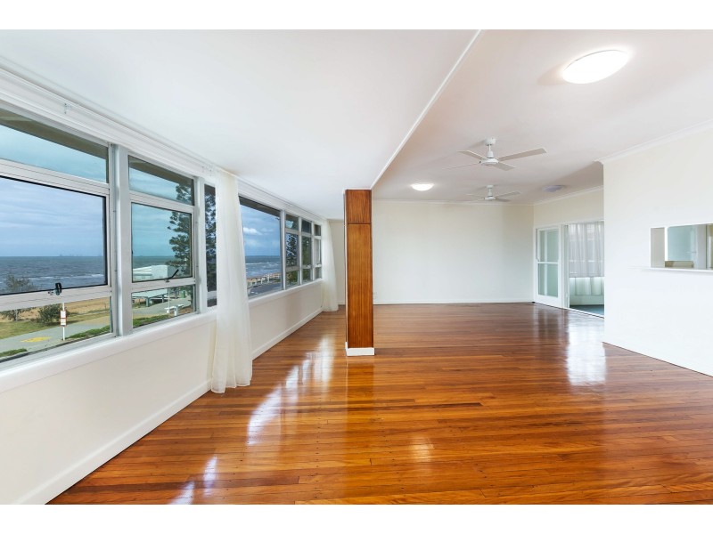 135 Margate Parade, Margate QLD 4019