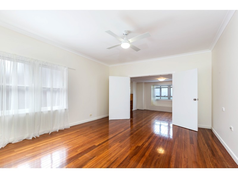 135 Margate Parade, Margate QLD 4019